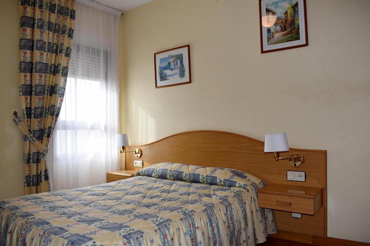 Hotel Ria De Vigo "Tierra De Campos" Becilla de Valderaduey Eksteriør billede
